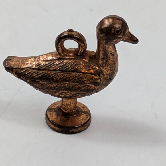 Vtg Bronze Color Duck Charm Plastic Pedestal Cracker Jack Prize Gumball Toy 1950 - Picture 2 of 4